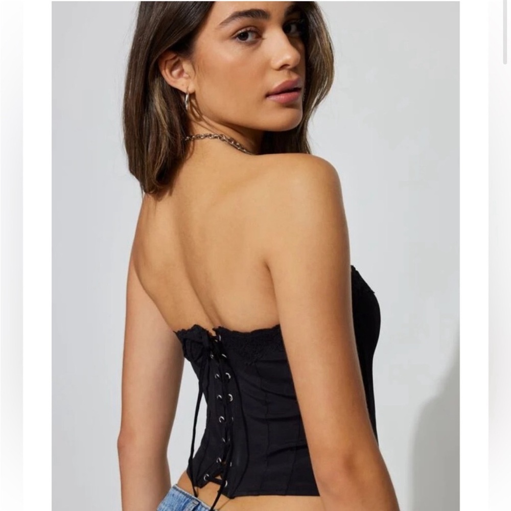 NWT Garage Lace Trim Black Corset Top🖤